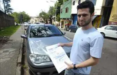 Transferência de carro? Só com IPVA quitado - Economia