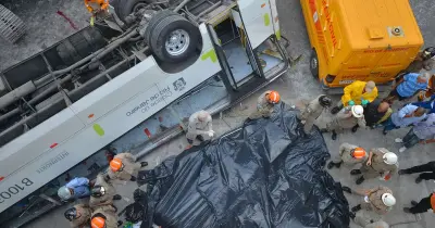 RJ: ônibus cai de viaduto sobre avenida Brasil e deixa ao menos 7 mortos