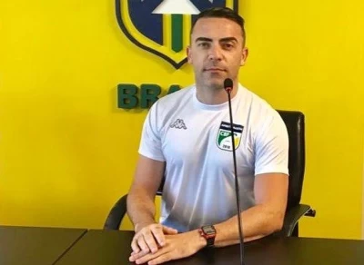 Com futebol paralisado, árbitro formado em enfermagem trabalha em UPA contra a covid-19