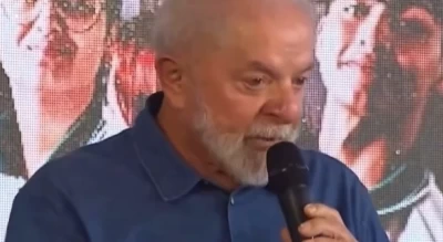 Em mais uma fala infeliz, Lula diz que nenhuma mulher quer namorar com um ajudante geral; VEJA VÍDEO