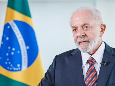 Aprovação de Lula cai de 55,2% em janeiro para 50,7% em maio - Folha de Pernambuco