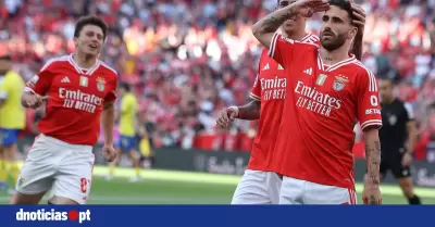 Benfica goleia Arouca por 5-0 na despedida como campeão do Estádio da Luz