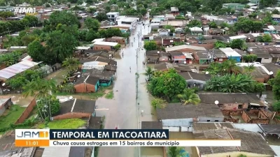 Temporal causa estragos em 15 bairros de Itacoatiara, no AM