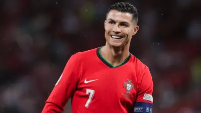 Antes de mais um jogo, é desta forma que Ronaldo aproveita o tempo... com os filhos