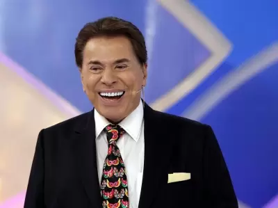 'Tentei todas as coisas possíveis e imagináveis para competir com o Sílvio Santos', revela Boni