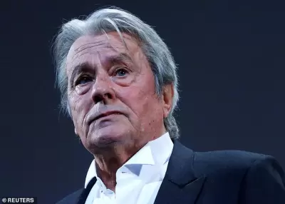 Alain Delon morre aos 88 anos: lenda do cinema francês, mais famoso por interpretar assassinos sedutores, morre cercado por familiares e filhos